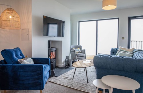 Rhyd-y-clafdy Cottage | Cabin ∙ 2 bedrooms ∙ 4 guests