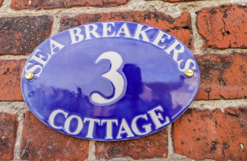 Muston Cottage | Cabin ∙ 2 bedrooms ∙ 4 guests