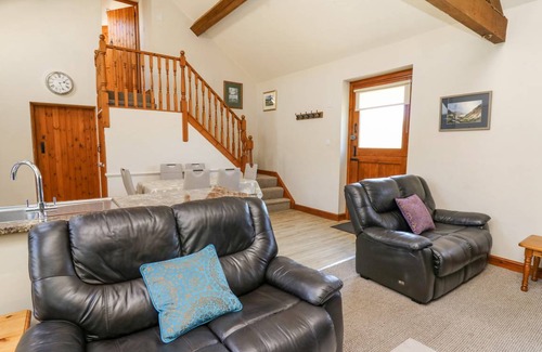 Bryn-crug Cottage | Cabin ∙ 2 bedrooms ∙ 5 guests