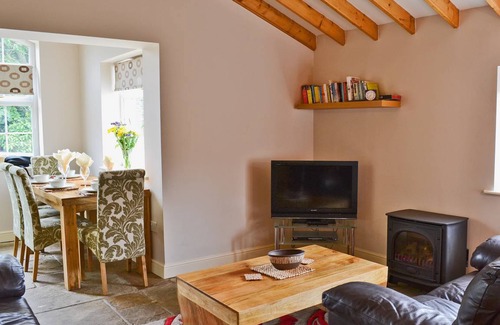 Muston Cottage | Cabin ∙ 2 bedrooms ∙ 4 guests