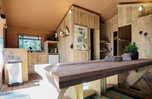 Enkhuizen Cabin | Cabin ∙ 2 bedrooms ∙ 5 guests