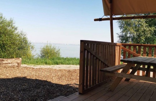 Enkhuizen Cabin | Cabin ∙ 2 bedrooms ∙ 5 guests