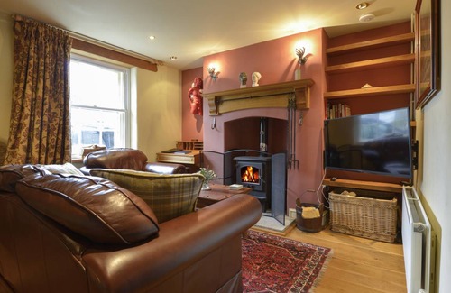 Buckland Monachorum Cottage | Cabin ∙ 2 bedrooms ∙ 3 guests