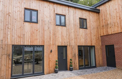 Lytchett Matravers Cottage | Cabin ∙ 2 bedrooms ∙ 6 guests