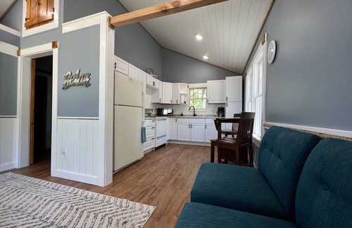 Longville Cabin | Cabin 2, Lien's Resort, Up North Cabin on Leech Lake, Fishing, Swimming, Boating