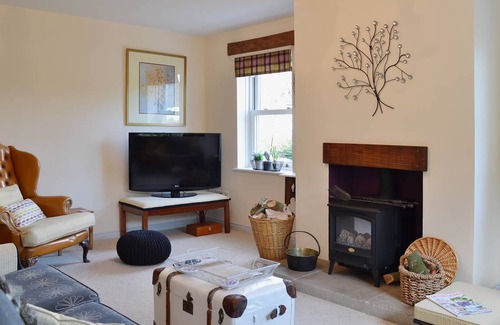 Redmire Cottage | Cabin ∙ 3 bedrooms ∙ 5 guests