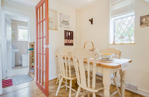 Reedham Cottage | Cabin ∙ 3 bedrooms ∙ 6 guests