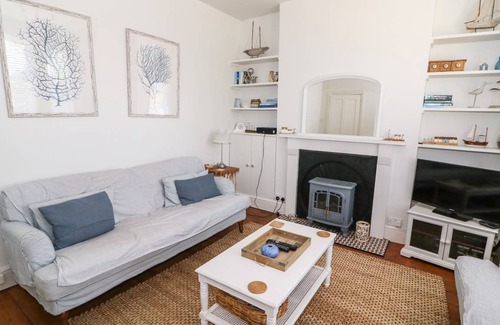 Wareham Cottage | Cabin ∙ 3 bedrooms ∙ 6 guests
