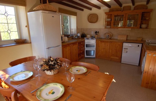 Chillaton Cottage | Cabin ∙ 3 bedrooms ∙ 5 guests