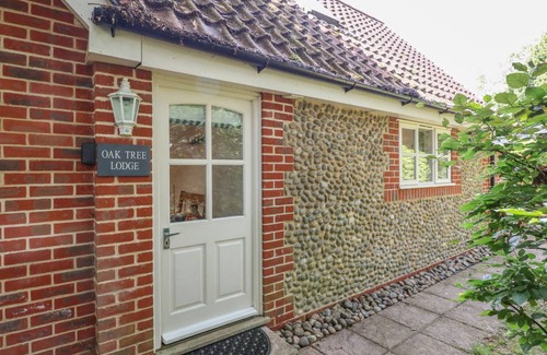 Crostwick Cottage | Cabin ∙ 3 bedrooms ∙ 6 guests