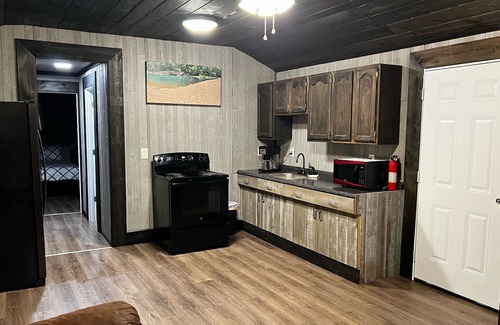 Natural Dam Cabin | Cabin #3 Creekside