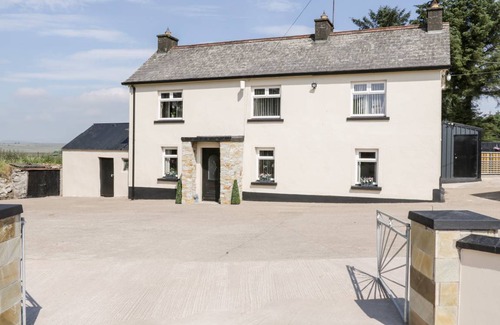 Cookstown Cottage | Cabin ∙ 4 bedrooms ∙ 6 guests