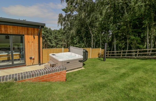 Lytchett Matravers Cottage | Cabin ∙ 4 bedrooms ∙ 10 guests