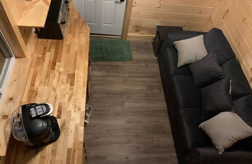 North Bay Cabin | Cabin 4 Waterfront - Three Pines Lodging & Marina
