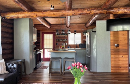 Geneva Cabin | Cabin 52 - Private, cozy, relaxing retreat for you and your family