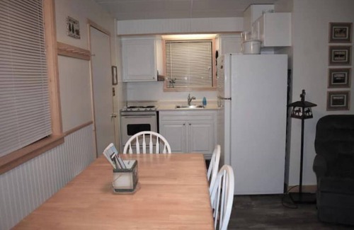 Honor Cottage | Cabin #7-near Interlochen, Crystal Mtn, Traverse