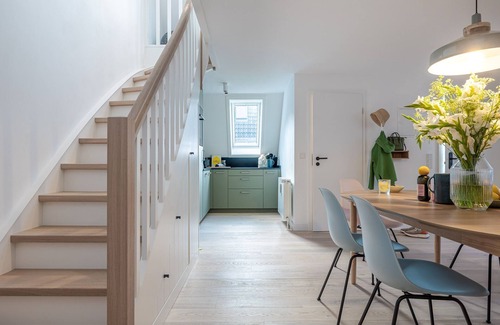 Westerland Apartment | Cabin #8 | Dock 6a