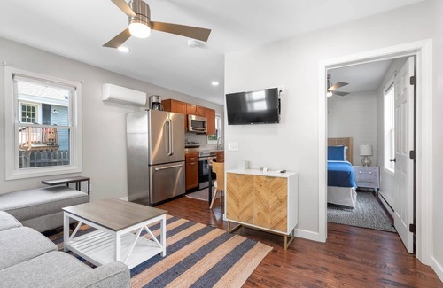 Old Orchard Beach Cabin | Cabin B-Relaxing and Fun 1 bedroom Cabin/Dog Friendly