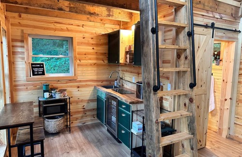 Stanton Cabin | Cabin for two with an awesome view