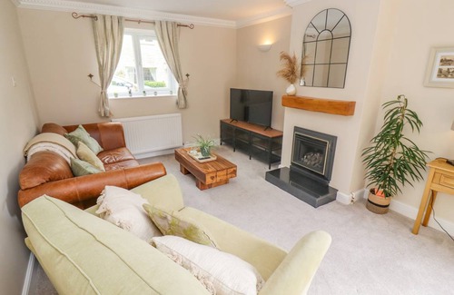 Bourton Cottage | Cabin ∙ 2 bedrooms ∙ 4 guests