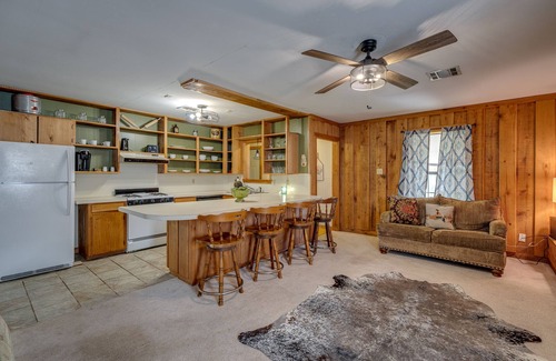 West Monroe Cabin | Cabin in the City