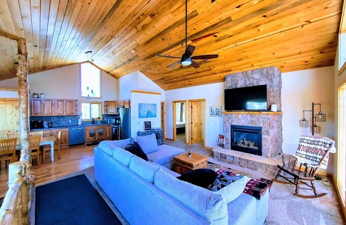 Indian Mountain Cabin | Cabin in the Clouds, A Colorado Mountain RetreatnCozy, Beautiful Views