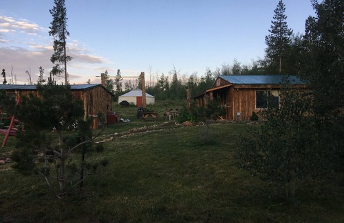 Walden Cabin | Cabin in the Mountains
