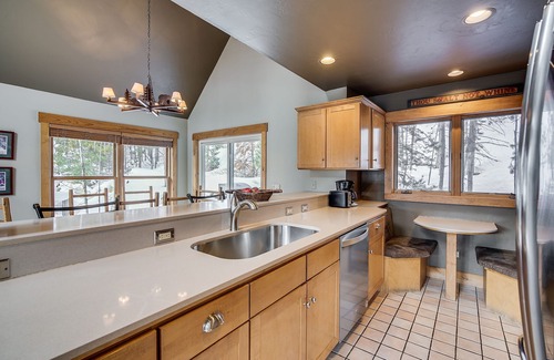 Keystone Apartment | Cabin in the Pines 4