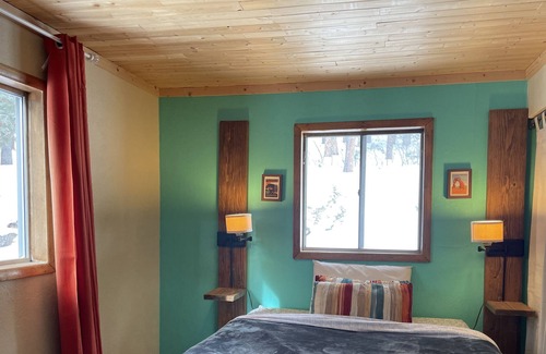Black Hawk Cabin | Cabin in the Sky