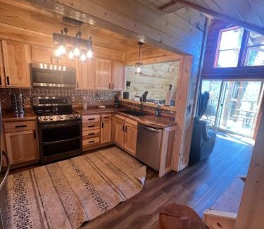 Lancaster Villa | Cabin in the treetops!