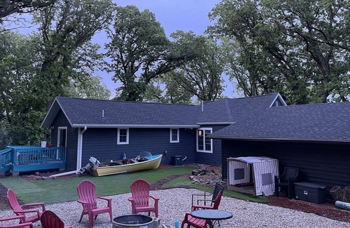 Spirit Lake House | Cabin located off of East Okoboji lake, close to barefoot 🦶 bar!!!