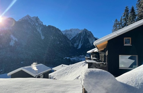 Buerserberg Apartment | Cabin Mondspitze - Masura Cabins
