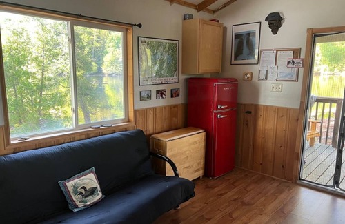 Central Frontenac Cabin | Cabin on Private Island