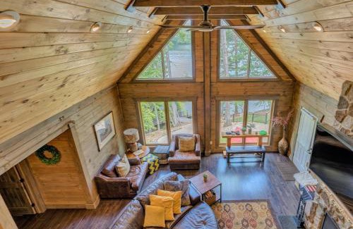Moneta House | Cabin on the Cove