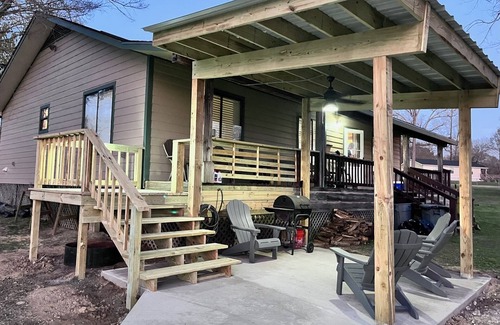 Negreet Cabin | Cabin on the Lake - Private launch and boat house - Recently Updated!