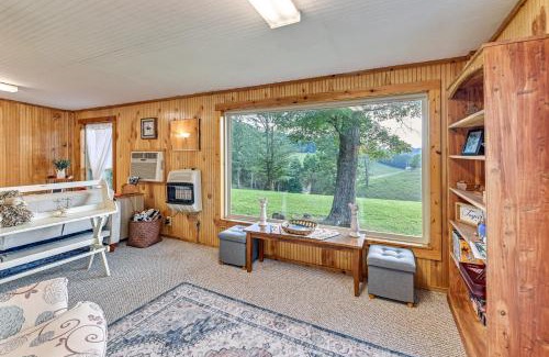 Dabolt House | Cabin on Working Highland Cattle Farm in Kentucky