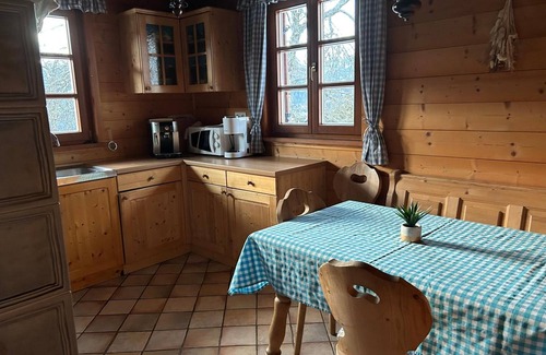 Metnitz Cabin | Cabin 'Preisöxlhütte' with Mountain View, Private Terrace and Wi-Fi