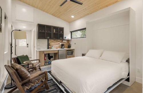 Grant House | Cabin Stay Your Basecamp in Grant Soak & Sweat