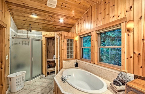 Ashford Cottage | Cabin + Studio: 5 Mi to Mt Rainier Nat'l Park