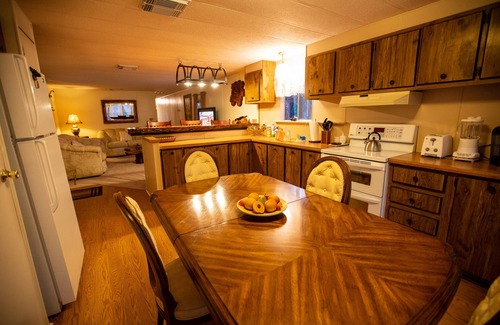 Overgaard Cabin | Cabin Style Home Among Ponderosa Pines
