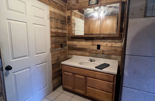 Saffell Cabin | Cabin that sits on 3 acres that joins Shirey Bay Rainey Brake WMA.