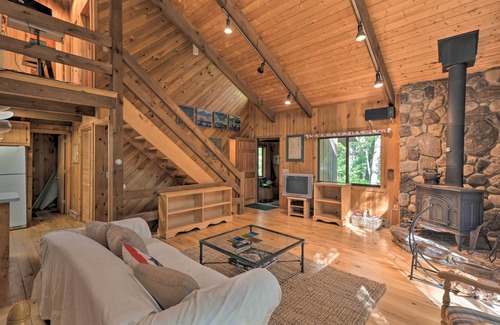 Sandisfield Cabin | Cabin w/3 Acres, Tennis Courts: By 4 Ski Mtns