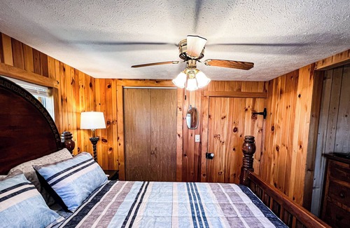 Mouth of Wilson Cabin | Cabin w/ Views/Pond/Foosball Table by Camp Cheerio