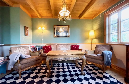 Vestvagøy Ski Chalet | Cabin with charm in Lofoten