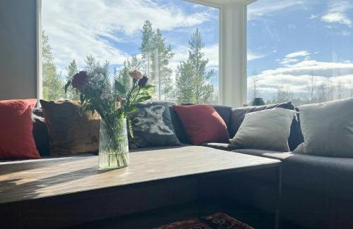 Rauland House | Cabin With Mountain View Near Lake Totak