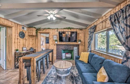 Ruidoso House | Cabin with Mountain Views about 2 Mi to Ruidoso Midtown!