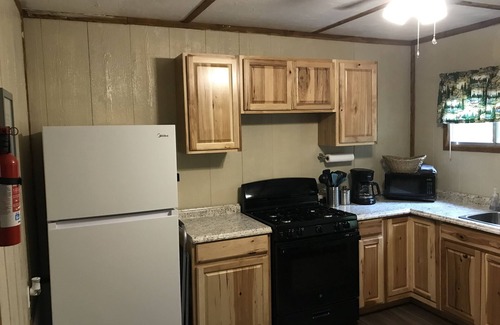 Lenox Cabin | Cabin with Pond on 6 Private Acres -1.5 miles from Montauk Park, Near Salem