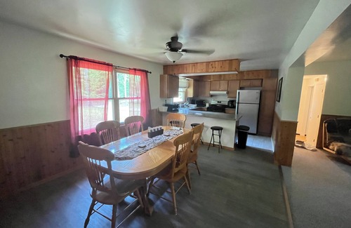 Lake Cabin | Cabin with Private Lake Access