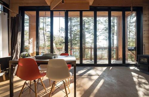 Eastman House | Cabin Zoobox 67