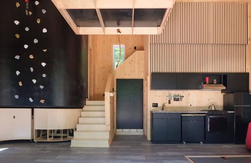 Eastman Cabin | Cabin Zoobox 78 Summa